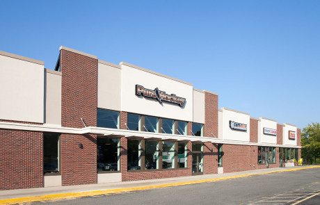 Pure Hockey, Retail Façade Remodel and Interior Fit-up